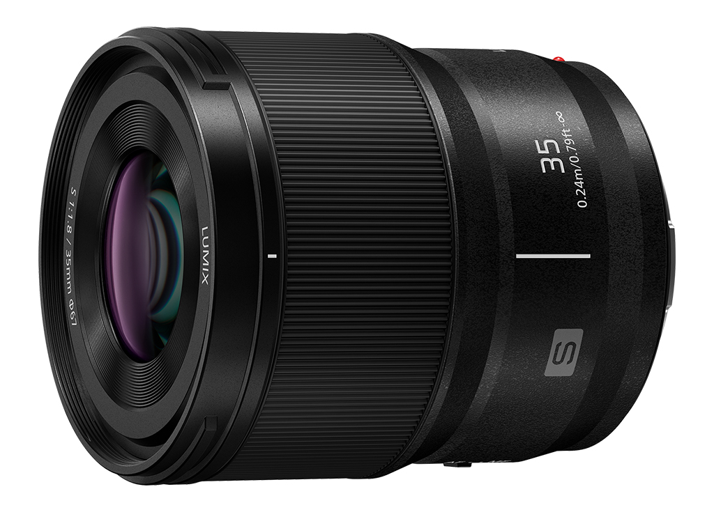 LUMIX S 35mm F1.8 Lens, L-Mount S-S35E
