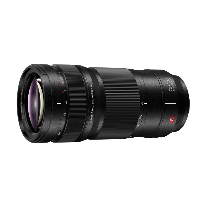 LUMIX S PRO 70–200mm F4 Lens S-R70200E | Panasonic Store UK